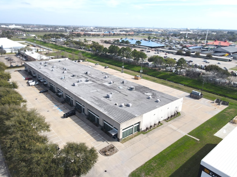 More Photos Of 13805 West Rd, Houston Light Manufacturing For Lease
