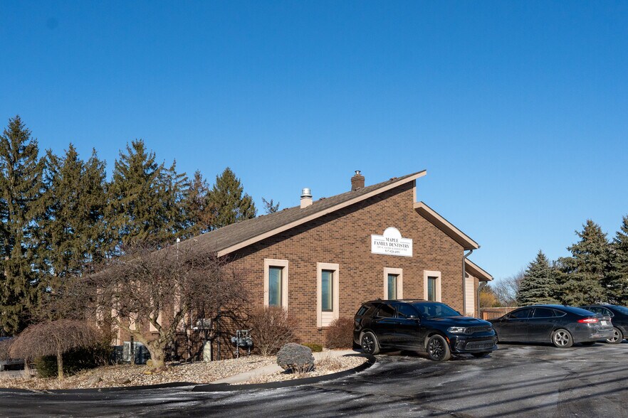 Primary Photo Of 1548 W Maumee St, Adrian Office For Sale