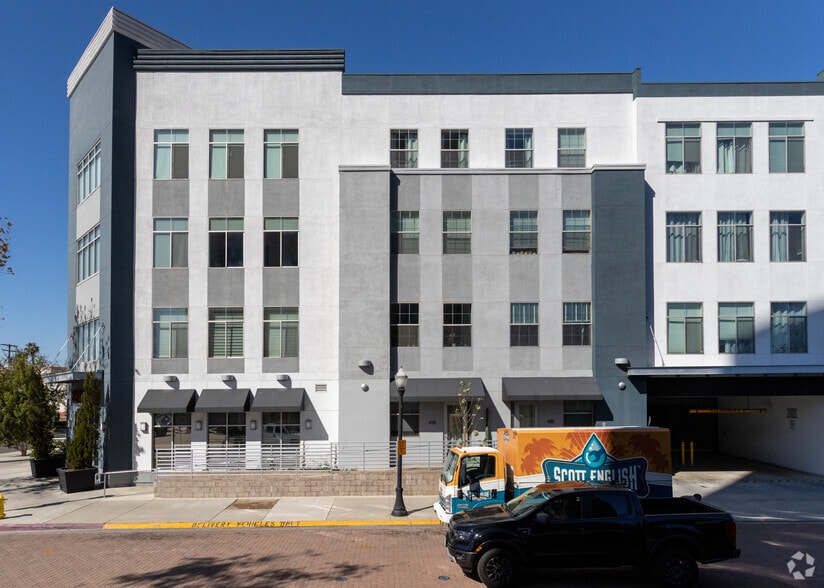 More Photos Of 110 S Harbor Blvd, Anaheim Apartments For Lease