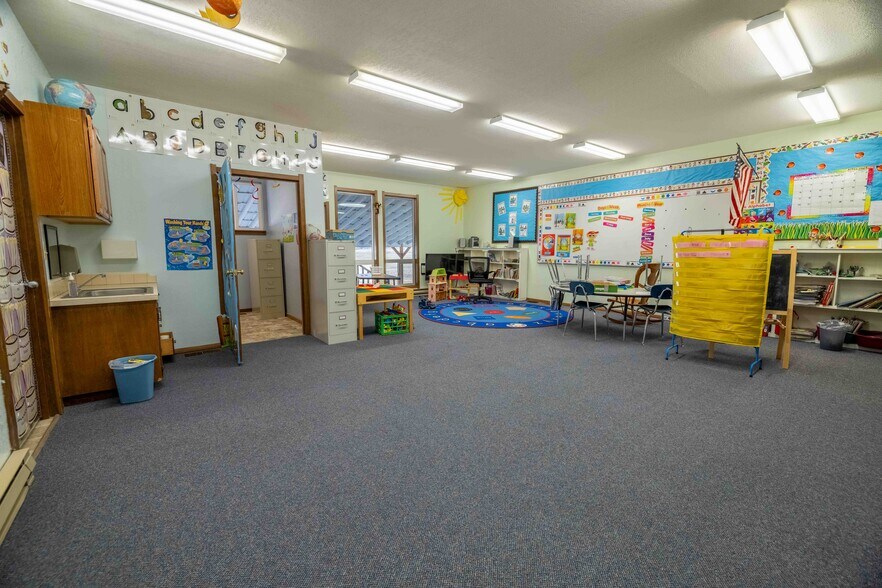 More Photos Of 115B Valley Rd, Brewster Specialty For Sale