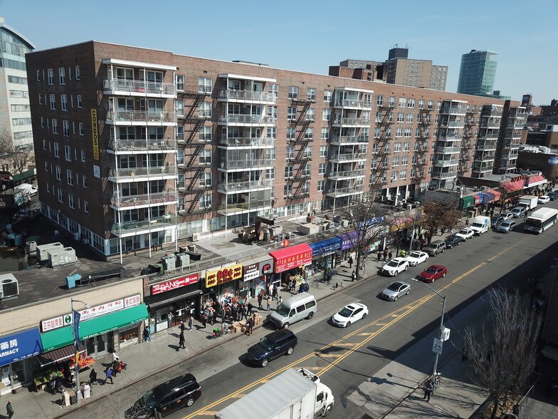More Photos Of 41-25 KISSENA Blvd, Flushing Apartments For Lease
