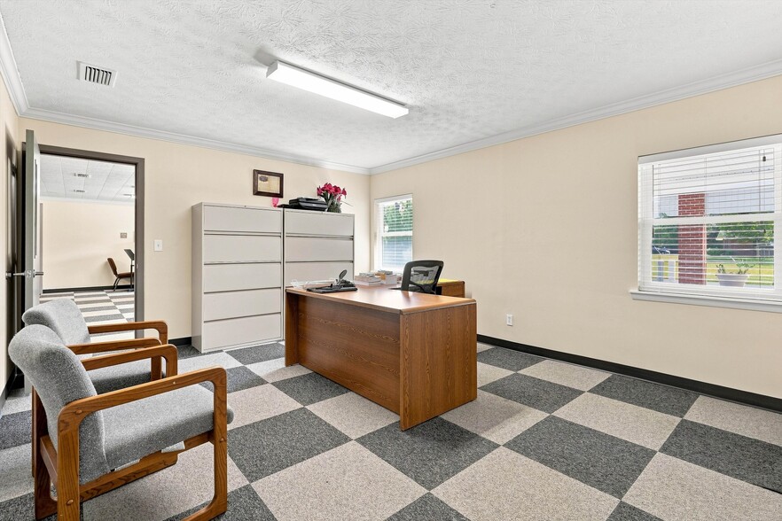 More Photos Of 7602 Kenya St, Jacksonville Specialty For Sale