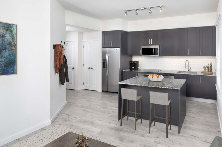More Photos Of 855 Central Ave, Saint Petersburg Apartments For Lease
