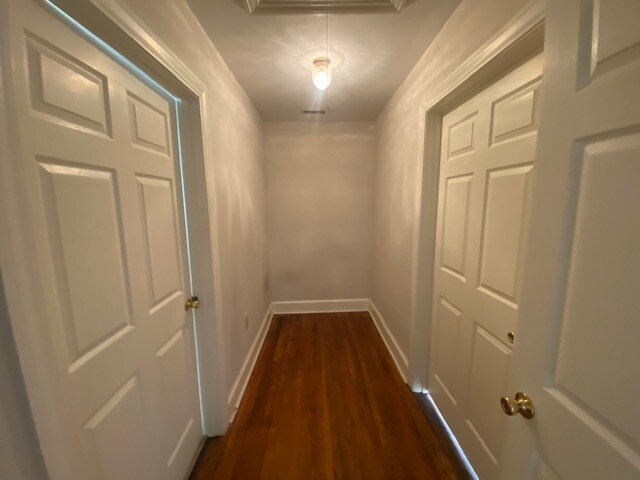 More Photos Of 2322 Devine St, Columbia Office Residential For Lease