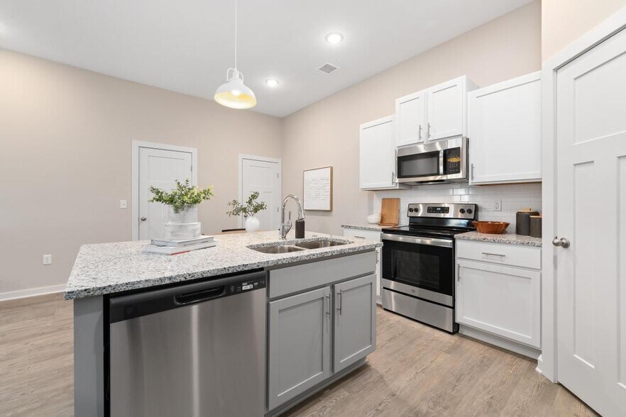 More Photos Of 3513 W 45th St S, Wichita Apartments For Sale