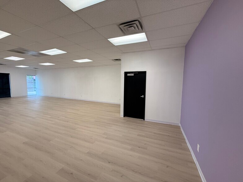 More Photos Of 1630 N College Ave, Fort Collins Freestanding For Lease