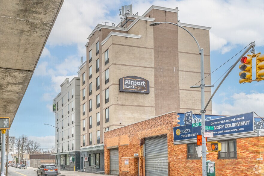 Primary Photo Of 139-09 Archer Ave, Jamaica Hotel For Lease