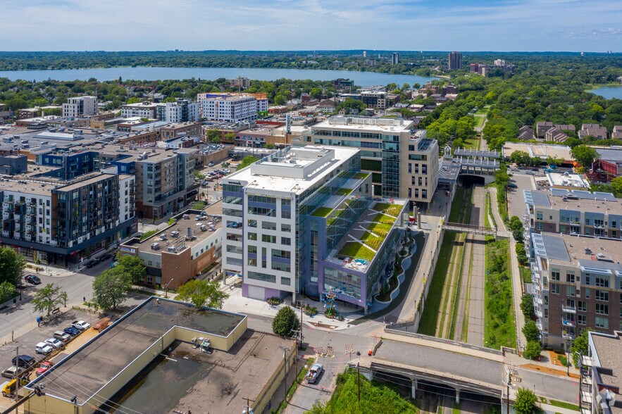 More Photos Of 1330 Lagoon Ave, Minneapolis Coworking Space