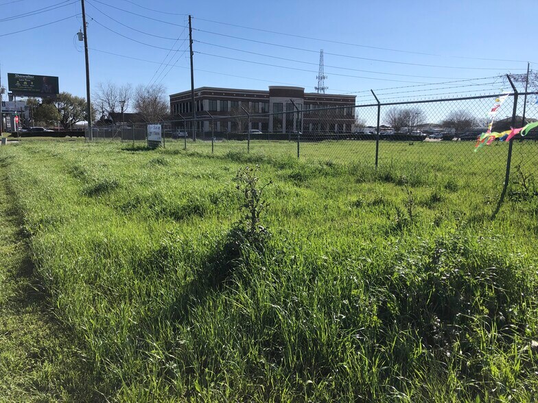 More Photos Of FM 359 @ Del Agua, Richmond Land For Sale
