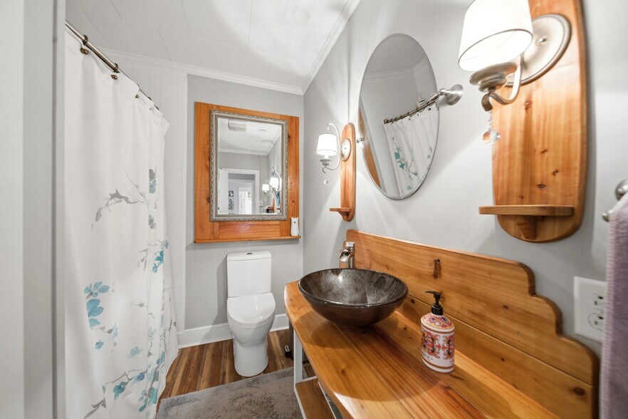 More Photos Of 1650 Dusty Rd, Newberry Winery Vineyard For Sale