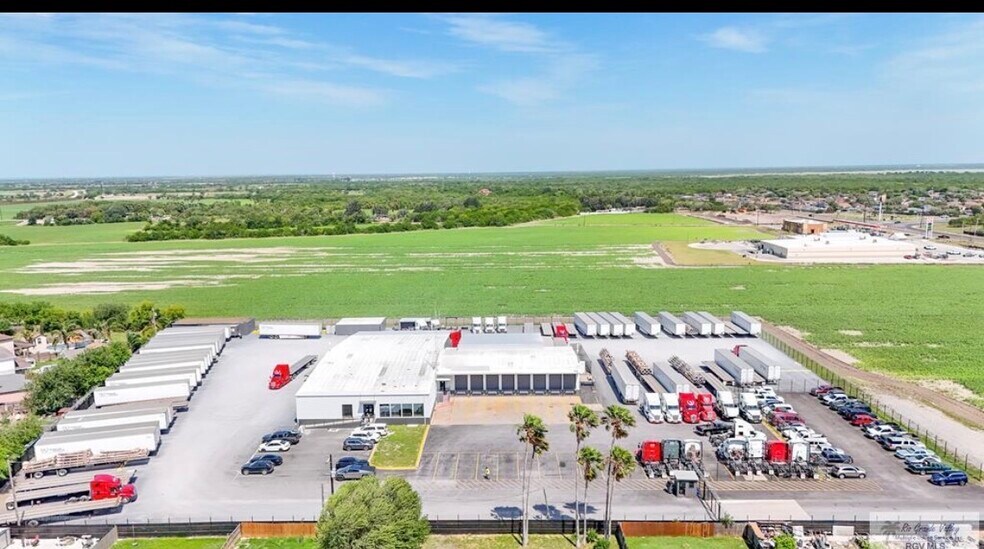 More Photos Of 1605 Military Rd, Brownsville Distribution For Lease