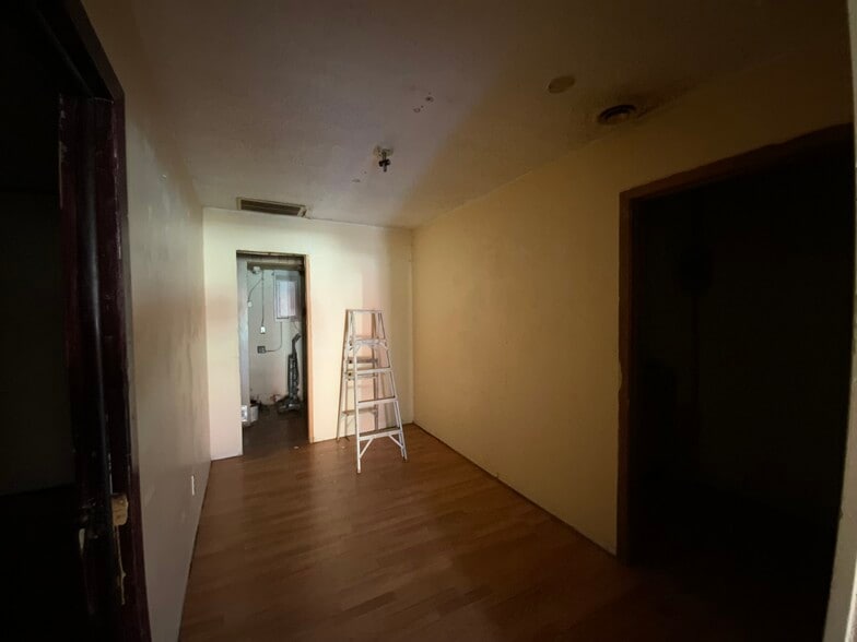 More Photos Of 18 Town Branch Rd, Andrews Office For Sale