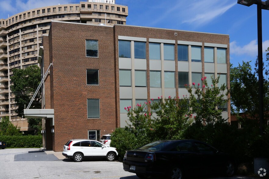 More Photos Of 400 E Joppa Rd, Towson Office For Lease