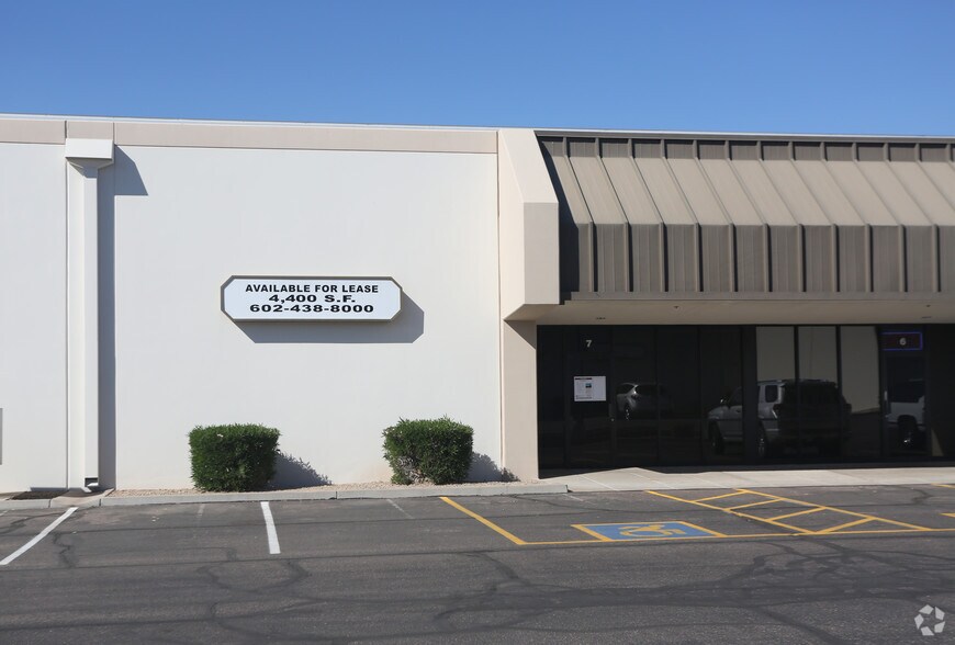 More Photos Of 3801 E Roeser Rd, Phoenix Warehouse For Lease
