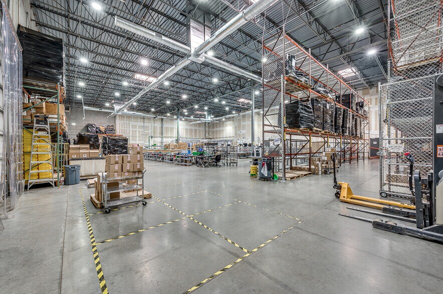More Photos Of 1701 10th St, Plano Warehouse For Sale