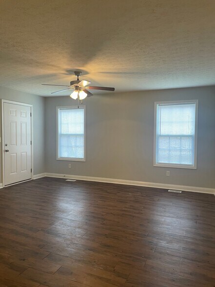 More Photos Of 415 Upper Stone Ave, Bowling Green Apartments For Sale