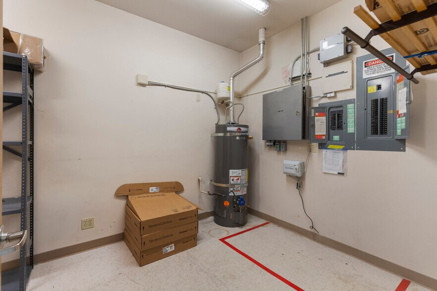 More Photos Of 3506 168th St NE, Arlington Bank For Sale