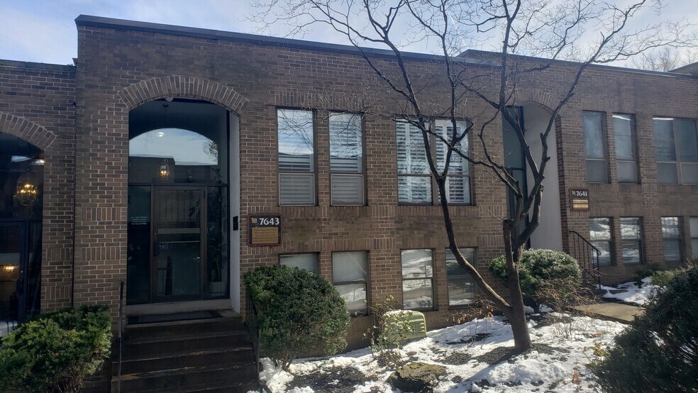 Primary Photo Of 7643 Leesburg Pike, Falls Church Medical For Sale