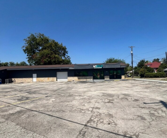 Primary Photo Of 1905 Nogalitos St, San Antonio Freestanding For Lease