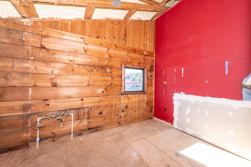 More Photos Of 8123 E Lamar Alexander Pky, Townsend Restaurant For Sale