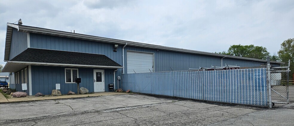 More Photos Of 950-980 Wabash Ave, Chesterton Industrial For Sale