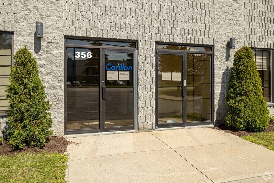 More Photos Of 330-364 Rue Joseph-Carrier, Vaudreuil-dorion Office For Lease