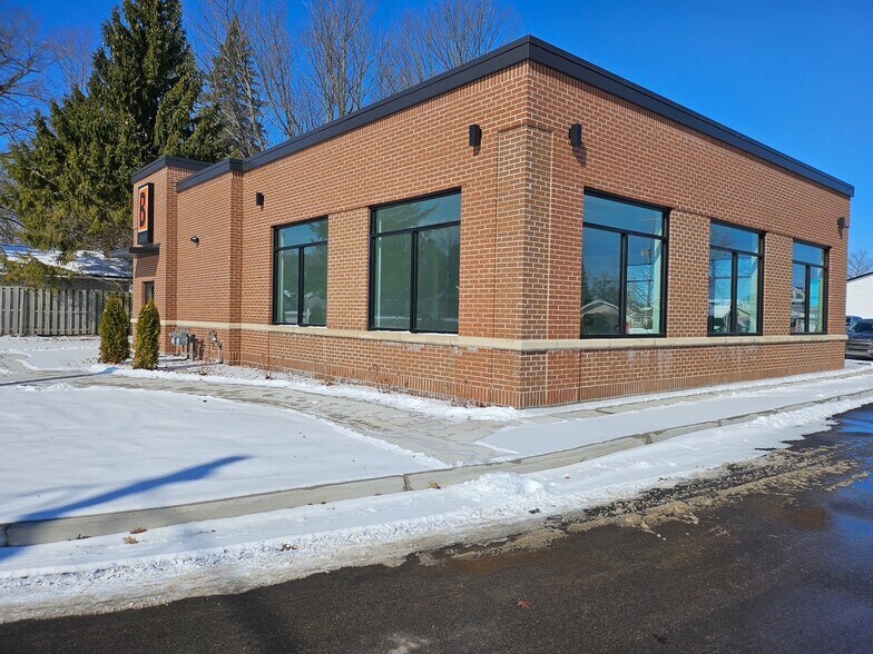 More Photos Of 3580 W Houghton Lake Dr, Houghton Lake Freestanding For Lease