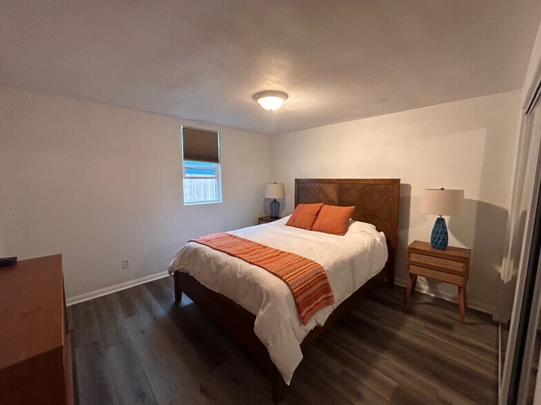 More Photos Of 1729 E Ocean Ave, Ventura Multifamily For Sale