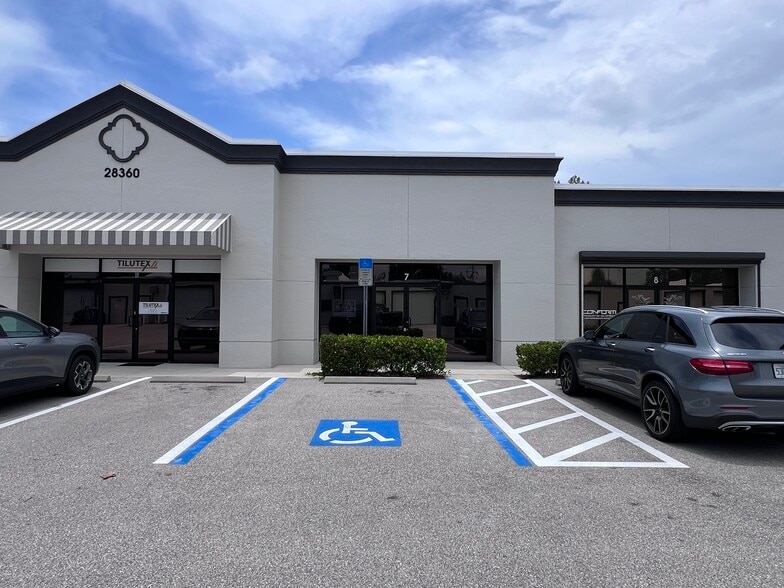 More Photos Of 28360 Old 41 Rd, Bonita Springs Showroom For Sale