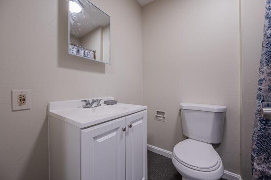 More Photos Of 62-64 W Antietam St, Hagerstown Apartments For Sale