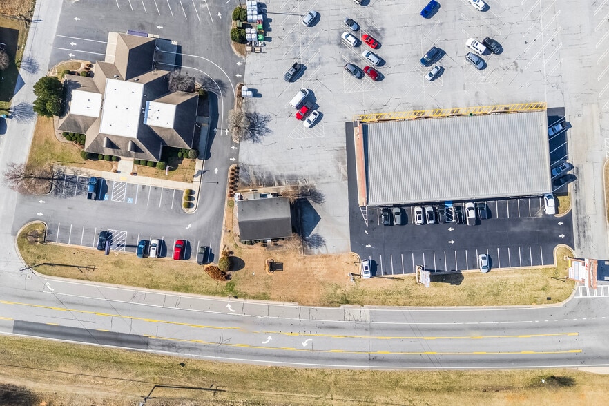 More Photos Of 13325 Jones St, Lavonia Office For Sale