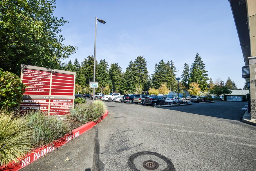 More Photos Of 4200 6th Ave SE, Lacey Office For Lease