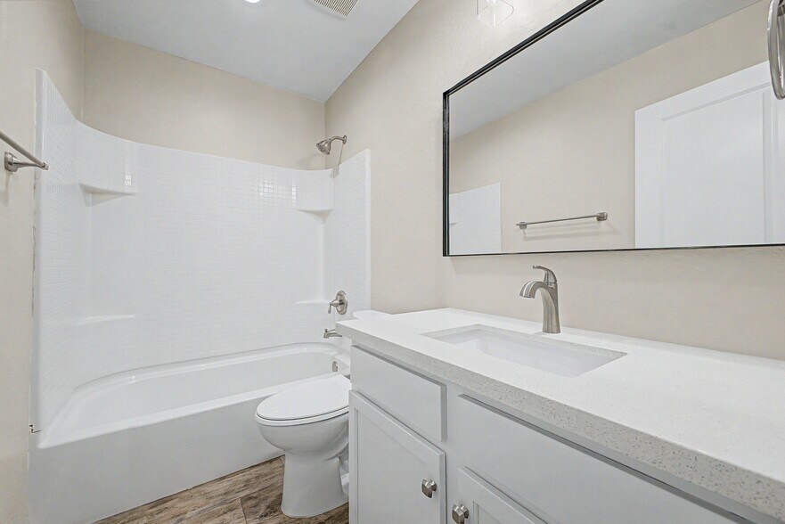 More Photos Of , Phoenix Multifamily For Sale