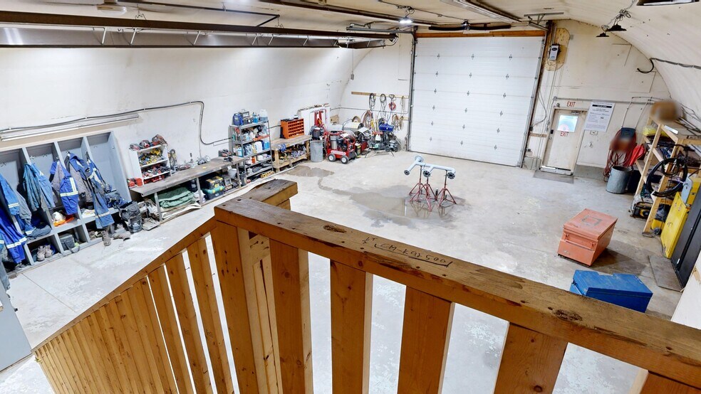 More Photos Of 3804-47 Ave, Stettler Warehouse For Sale