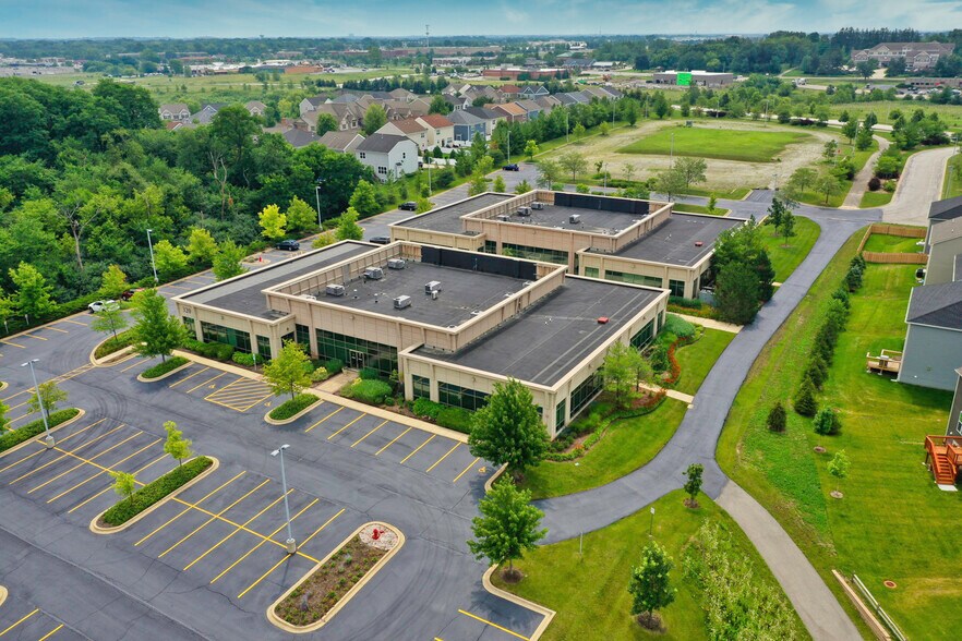 More Photos Of 320 Cardinal Dr, St Charles Medical For Lease