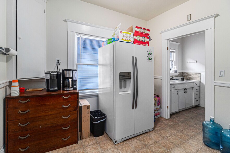 More Photos Of 2307-2311 Harrison St, Oakland Apartments For Sale