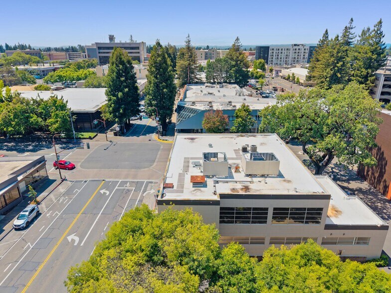 More Photos Of 801 4th St, Santa Rosa Office For Sale