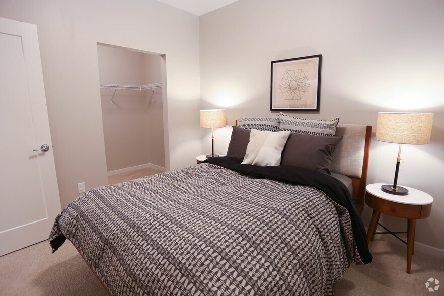 More Photos Of 25-45 N Central Ave, Clayton Apartments For Lease