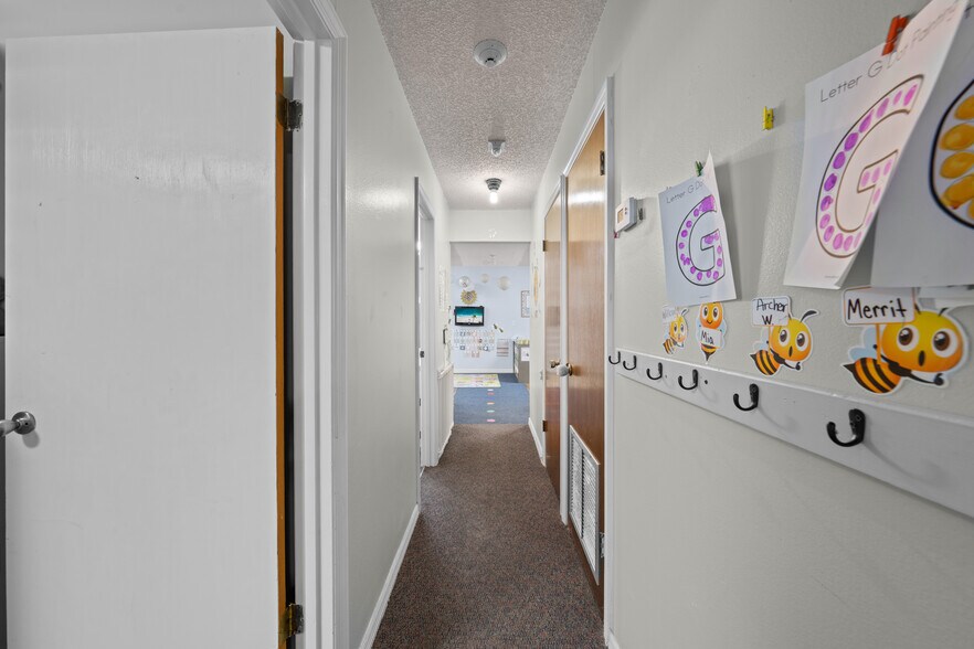 More Photos Of 102 S Highland St, Bushnell Daycare Center For Sale