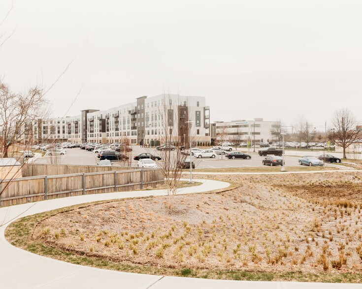 More Photos Of 221 Shaw St, New London Bar For Lease