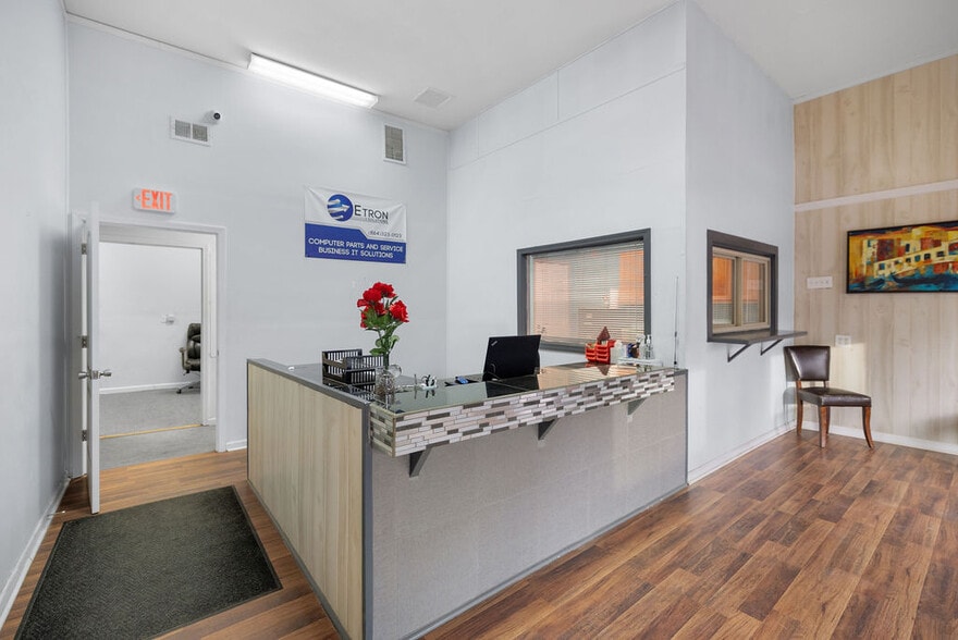 More Photos Of 1030 Bypass 25 NE, Greenwood Light Distribution For Sale