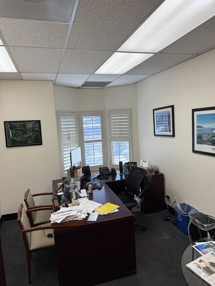 More Photos Of 1761 Laurel St, San Carlos Medical For Sale