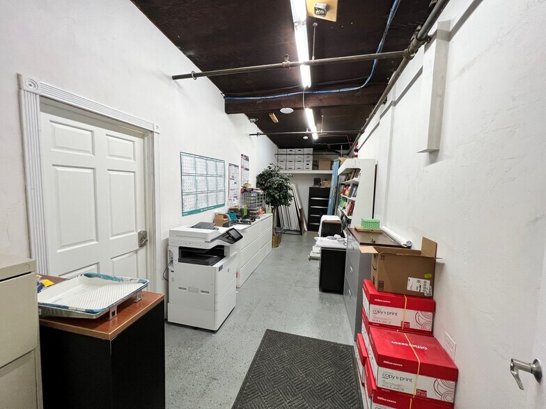 More Photos Of 4755-4767 William Penn Hwy, Monroeville Freestanding For Lease