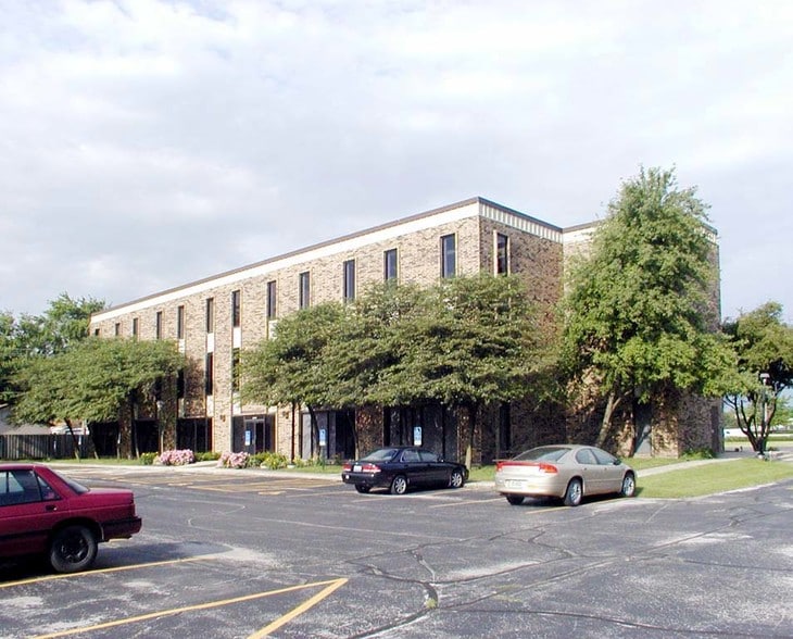 Primary Photo Of 21141 Governors Hwy, Matteson Medical For Lease
