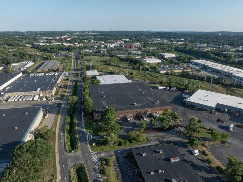 More Photos Of 90 Commerce Way, Woburn Unknown For Lease