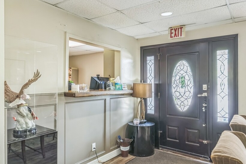 More Photos Of 12421 Memorial Dr, Houston Medical For Sale