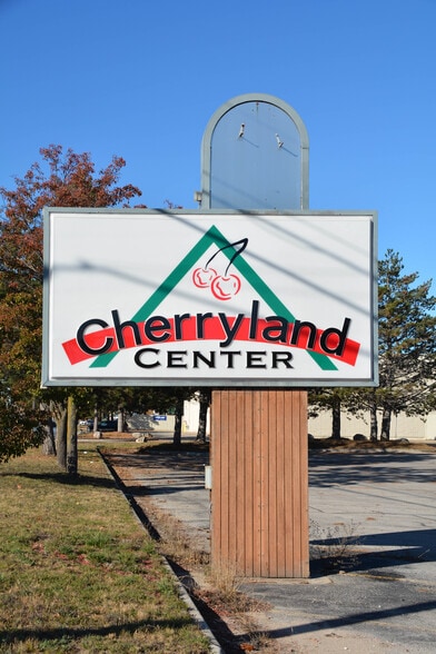More Photos Of 1212 W South Airport Rd W, Traverse City Department Store For Sale