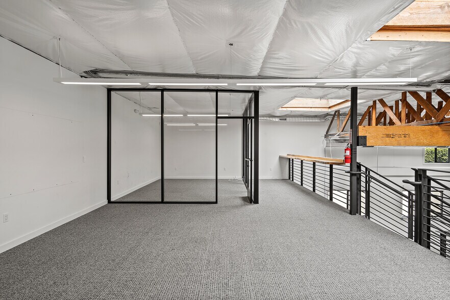 More Photos Of 629-639 S B St, San Mateo Storefront For Lease