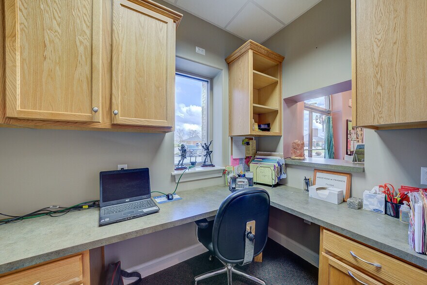 More Photos Of 1129 Thomas Jefferson Rd, Forest General Retail For Sale