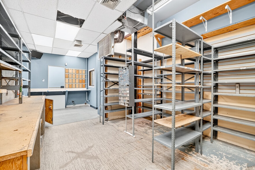 More Photos Of 22 W Lincoln Ave, Mount Vernon Freestanding For Sale